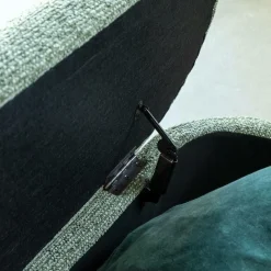 Banc<Made in Meubles Banc en bois de pin et tissu bouclette  vert Nério