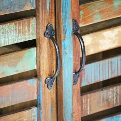 Buffet<Made in Meubles Buffet à  lattes en bois coloré Ethnik