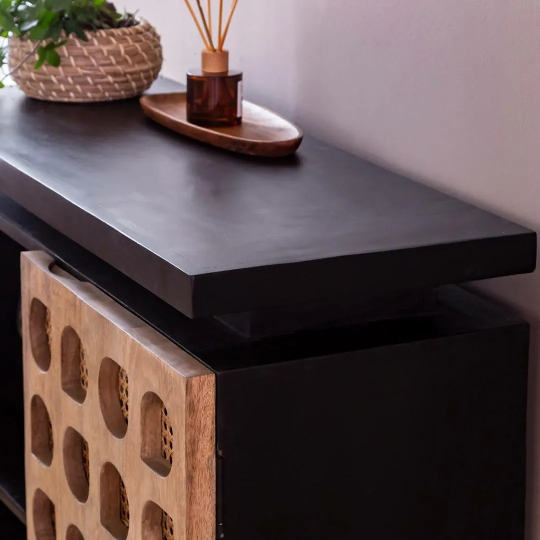 Buffet<Made in Meubles Buffet sculpté en bois de manguier Camélia