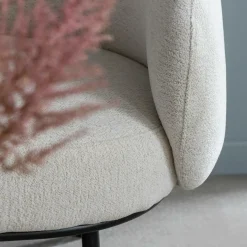 Canapé<Made in Meubles Canapé en tissu bouclette écru Filipa