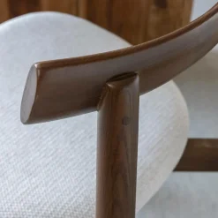 Chaise<Made in Meubles Chaise en bois de frêne foncé et tissu gris Aline (lot de 2)