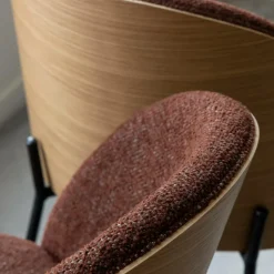 Chaise<Made in Meubles Chaise en tissu acajou et bois clair Nyssa (lot de 2)