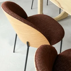 Chaise<Made in Meubles Chaise en tissu acajou et bois clair Nyssa (lot de 2)