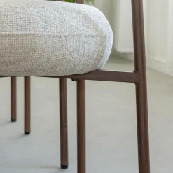 Chaise<Made in Meubles Chaise en tissu écru et pieds en métal effet bois Janis (lot de 2)