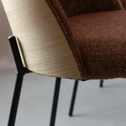 Chaise<Made in Meubles Chaise en tissu terracotta et bois clair Nyssa (lot de 2)