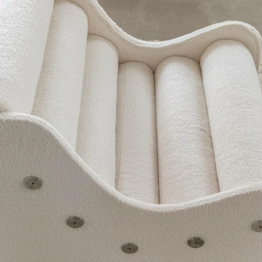 Fauteuil<Made in Meubles Fauteuil des années 70 en tissu bouclette blanc Athéna