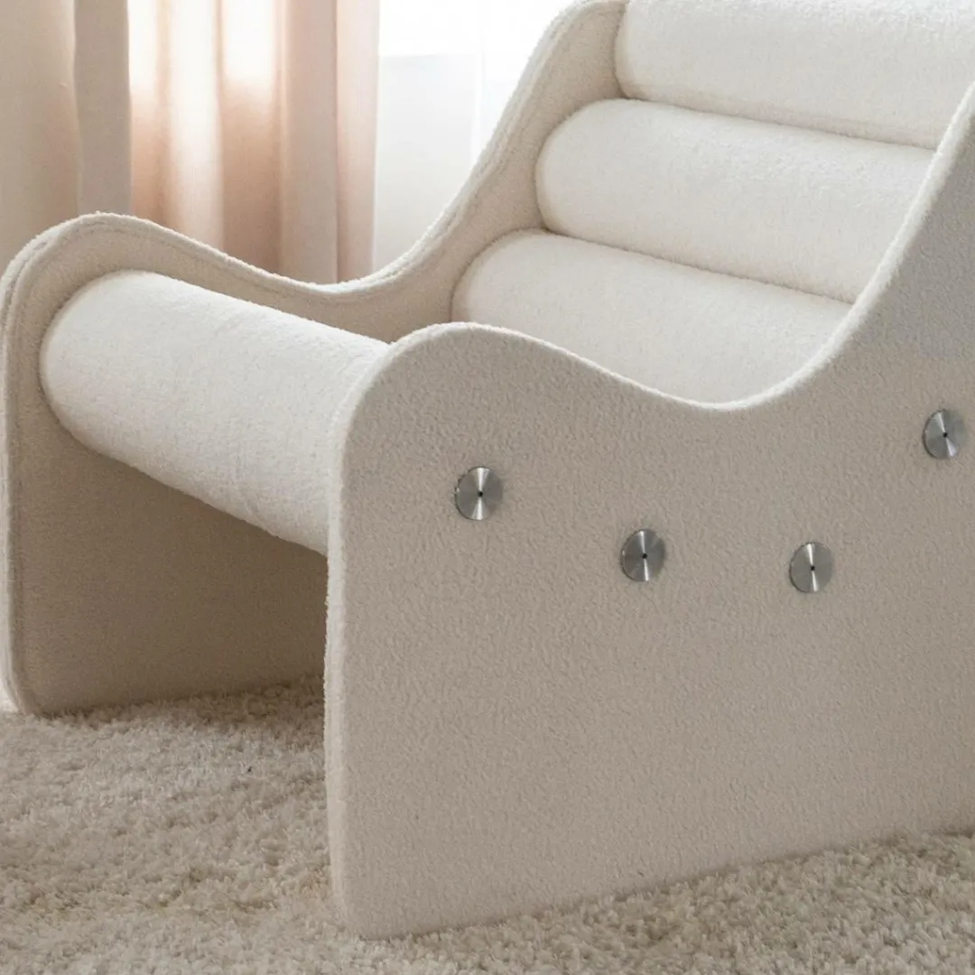 Fauteuil<Made in Meubles Fauteuil des années 70 en tissu bouclette blanc Athéna