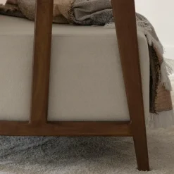 Fauteuil<Made in Meubles Fauteuil en manguier et en velours Térence