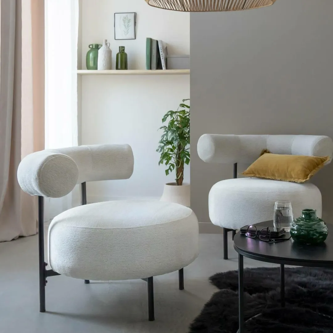 Fauteuil<Made in Meubles Fauteuil rond en tissu bouclette écru clair Maya