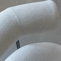 Fauteuil<Made in Meubles Fauteuil rond en tissu bouclette écru clair Maya