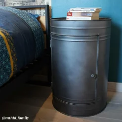 Chevet<Made in Meubles Table de chevet en métal gris Meryl