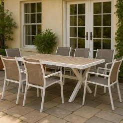 Table De Jardin<Made in Meubles Table de jardin blanche et effet bois en aluminium Ayden